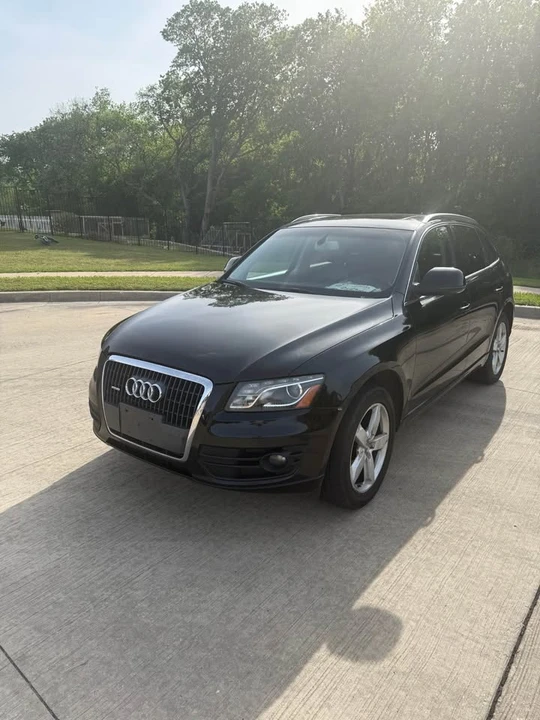 2011 Audi 8R Q5 - Image 2 of 17