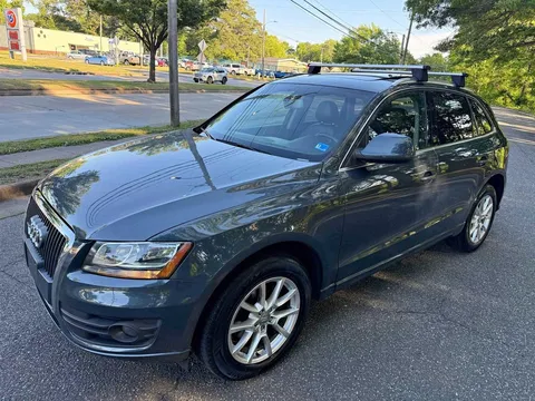 2011 Audi Q5 2.0T Quattro Premium