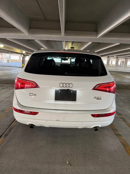 2011 Audi 8R Q5 - Image 6 of 17