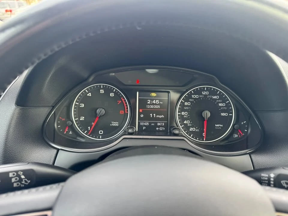 2011 Audi 8R Q5 - Image 15 of 17