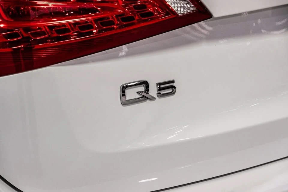 2011 Audi 8R Q5 - Image 11 of 18