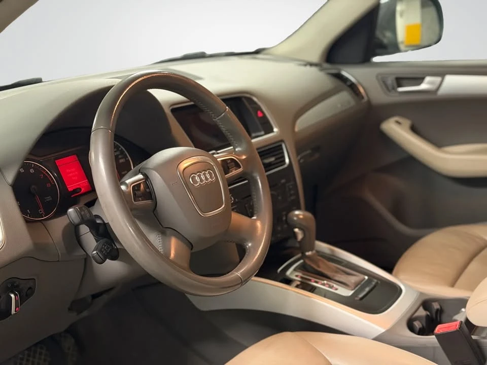 2011 Audi 8R Q5 - Image 9 of 20