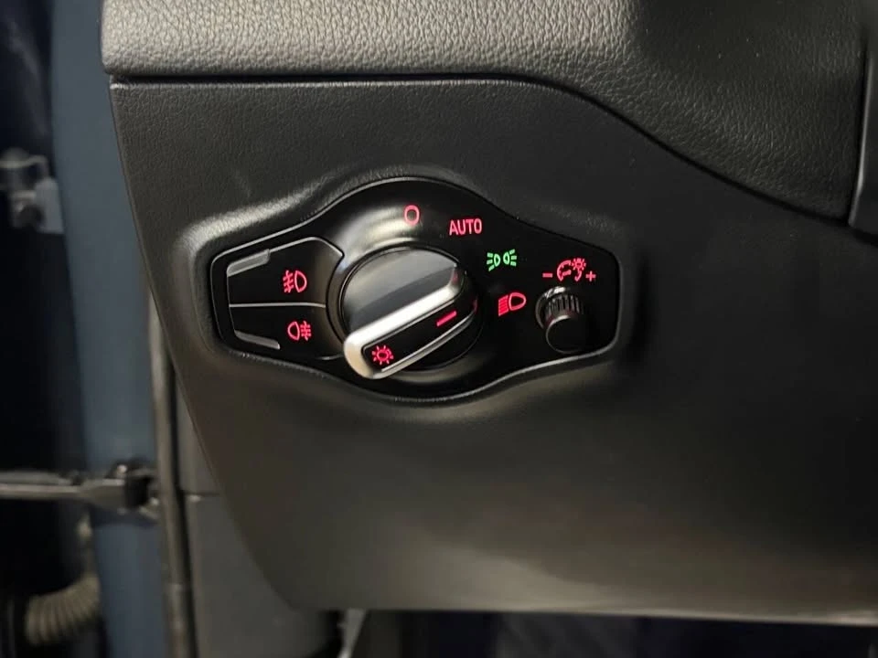 2011 Audi 8R Q5 - Image 13 of 15