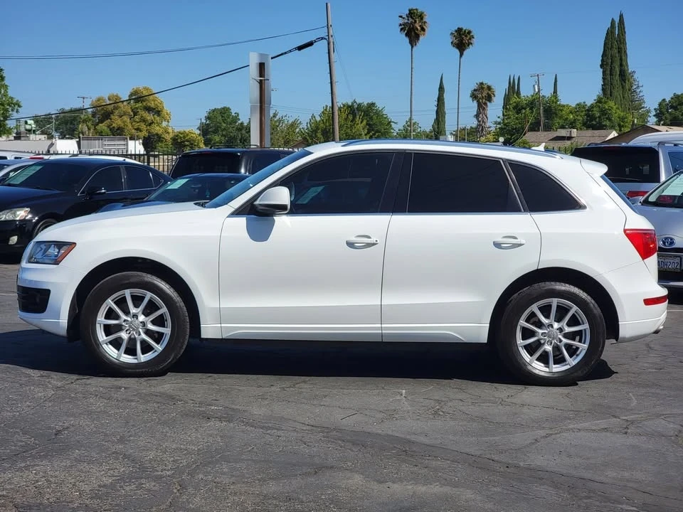 2011 Audi 8R Q5 - Image 2 of 15