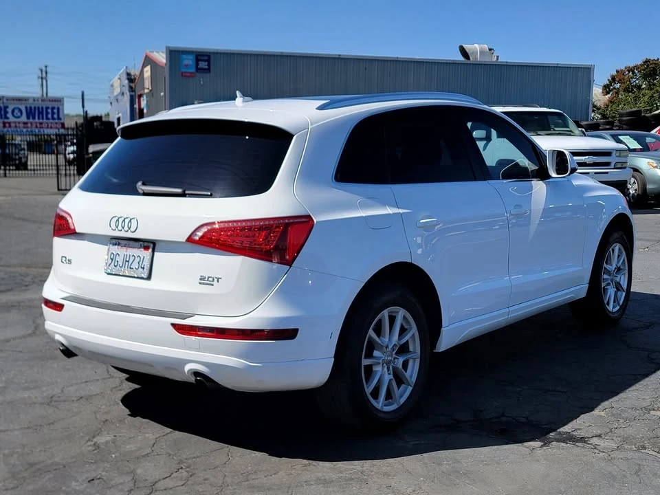 2011 Audi 8R Q5 - Image 4 of 15