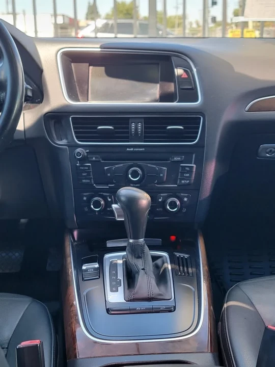2011 Audi 8R Q5 - Image 13 of 15