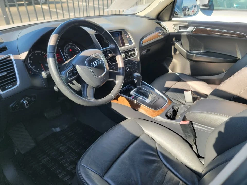 2011 Audi 8R Q5 - Image 8 of 15