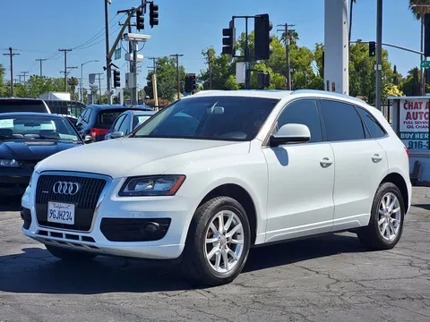 2011 Audi Q5 2.0T Quattro Premium