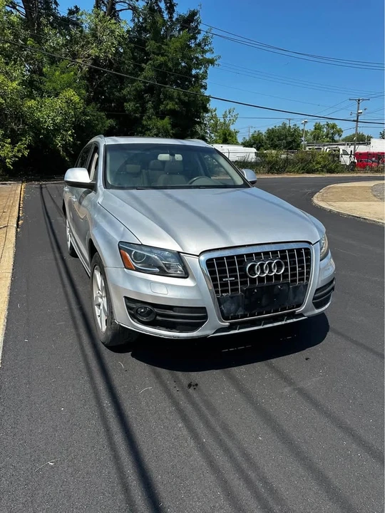 2011 Audi 8R Q5 - Image 2 of 7