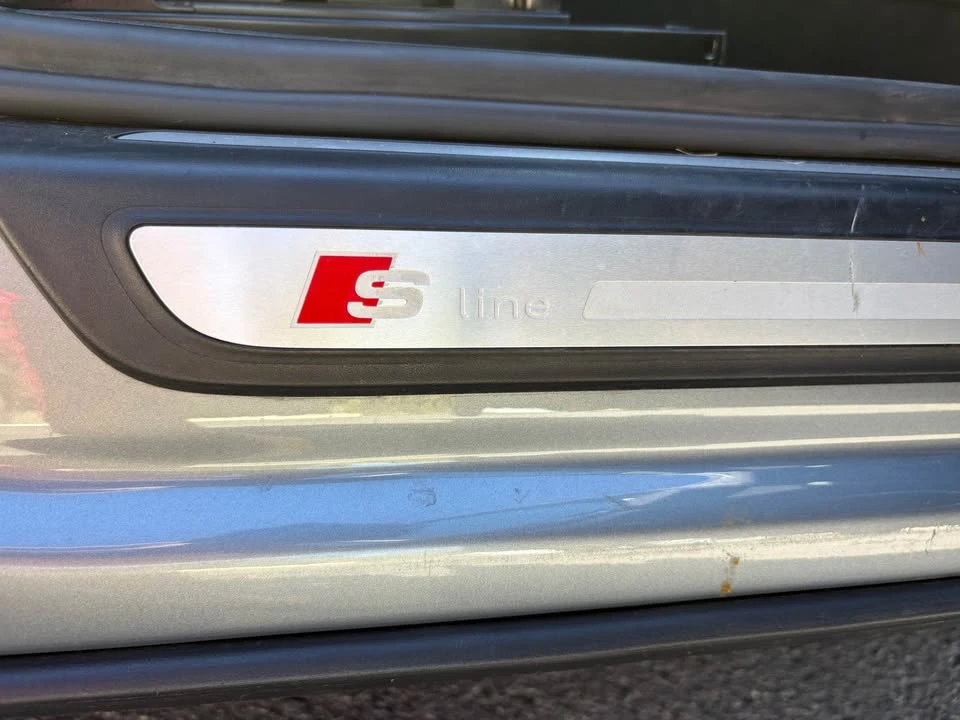 2011 Audi 8R Q5 - Image 12 of 12