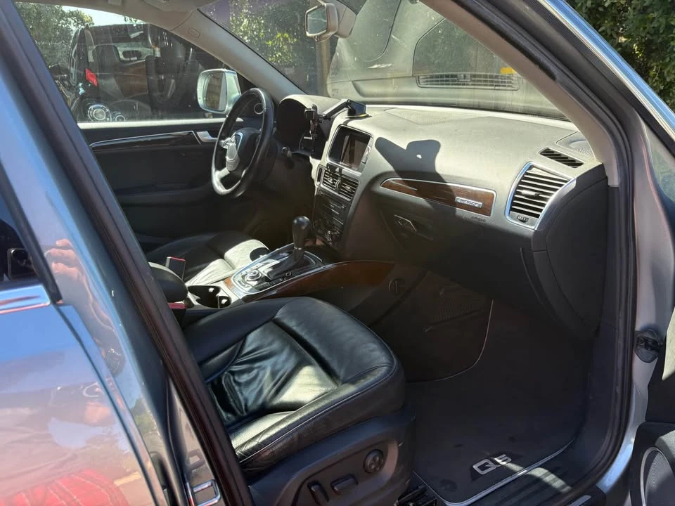 2011 Audi 8R Q5 - Image 4 of 12