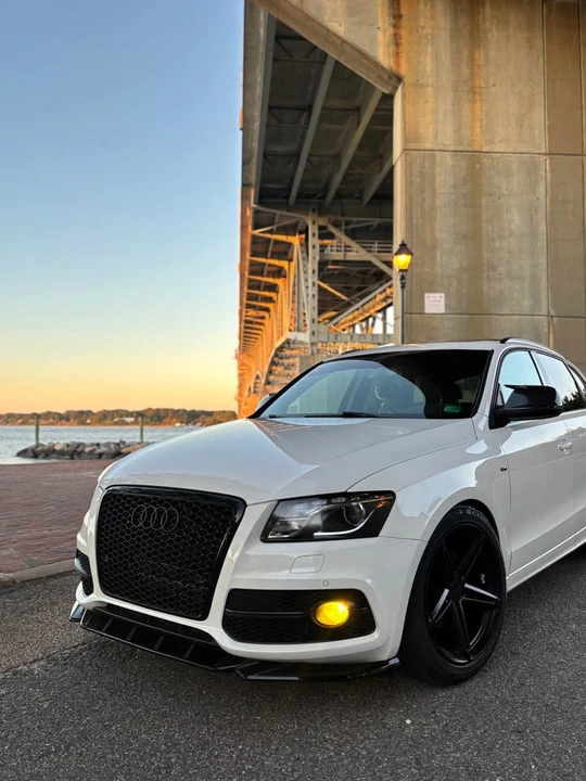 2011 Audi 8R Q5 - Image 2 of 8