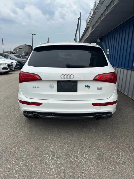 2011 Audi 8R Q5 - Image 8 of 14