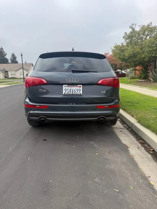 2011 Audi 8R Q5 - Image 8 of 16