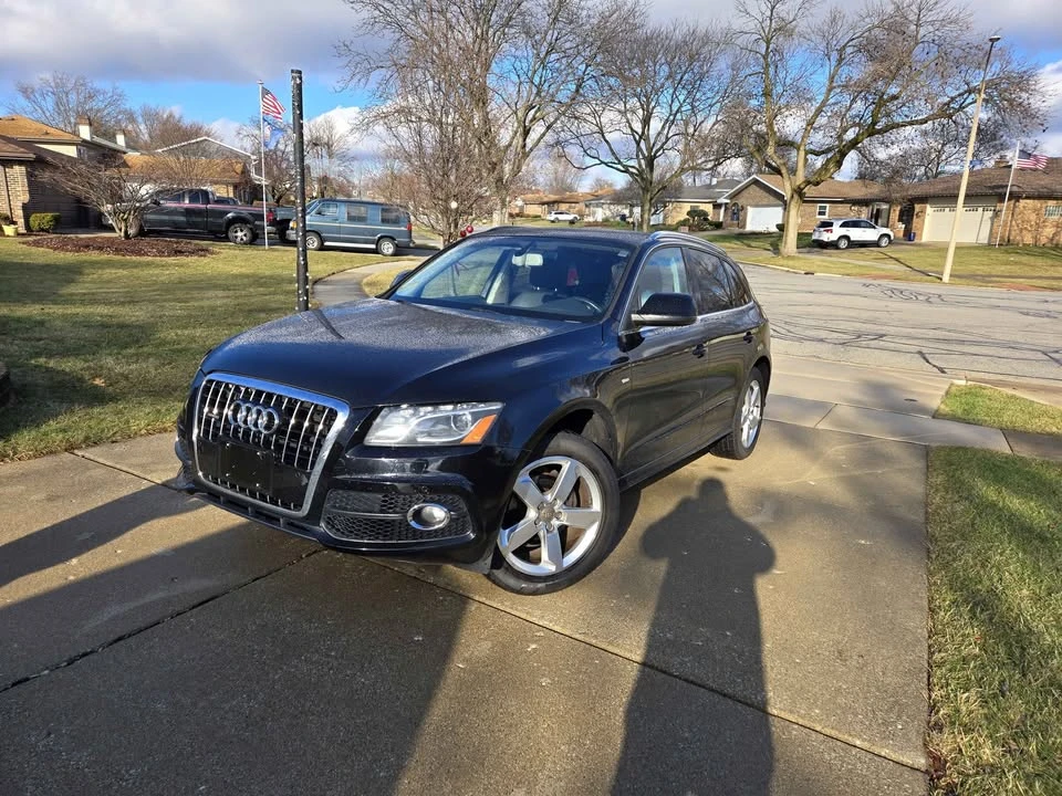 2011 Audi 8R Q5 - Image 2 of 10