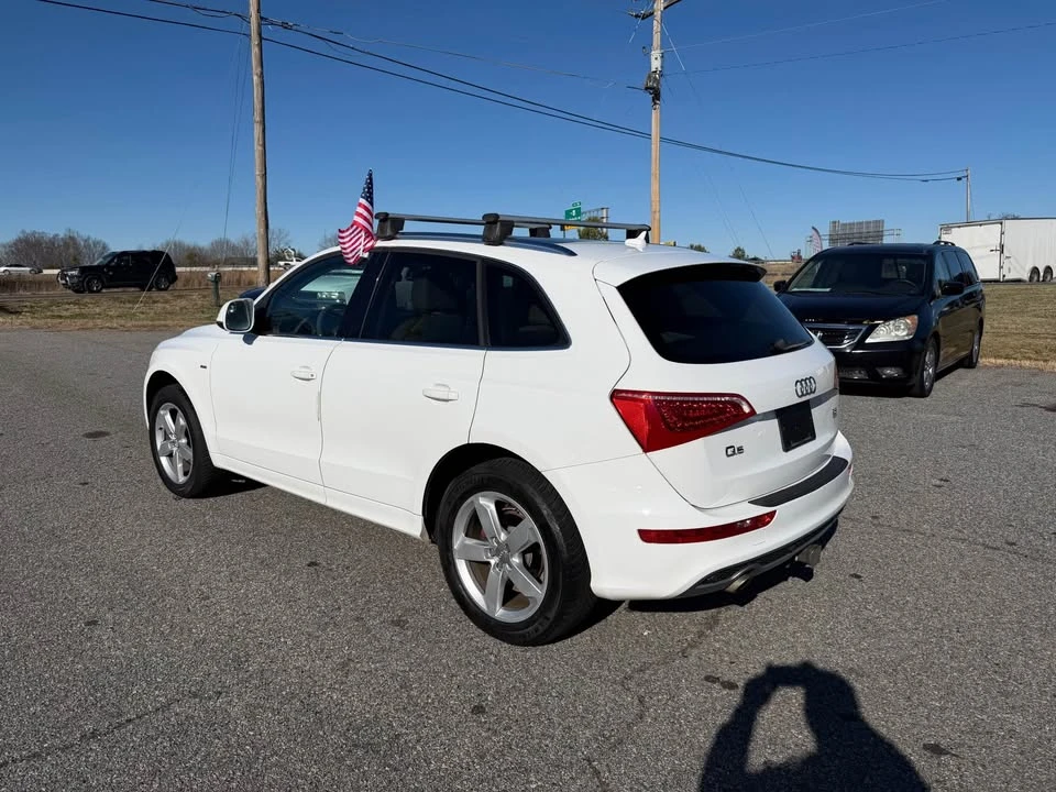 2011 Audi 8R Q5 - Image 6 of 19