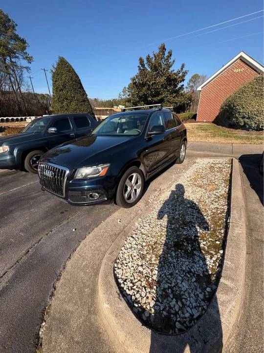 2011 Audi 8R Q5 - Image 2 of 12