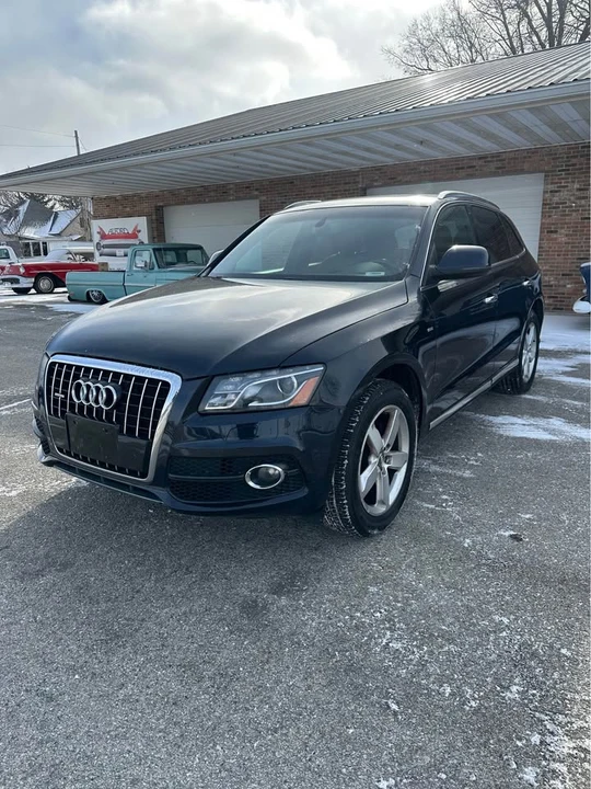 2011 Audi 8R Q5 - Image 2 of 15