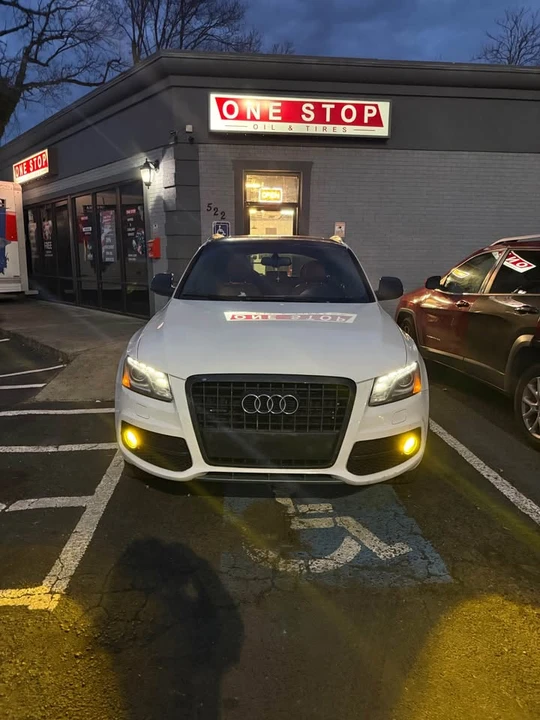 2011 Audi 8R Q5 - Image 2 of 7
