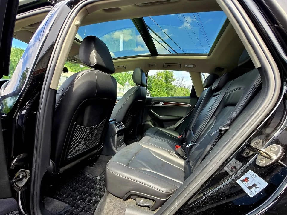 2011 Audi 8R Q5 - Image 9 of 17