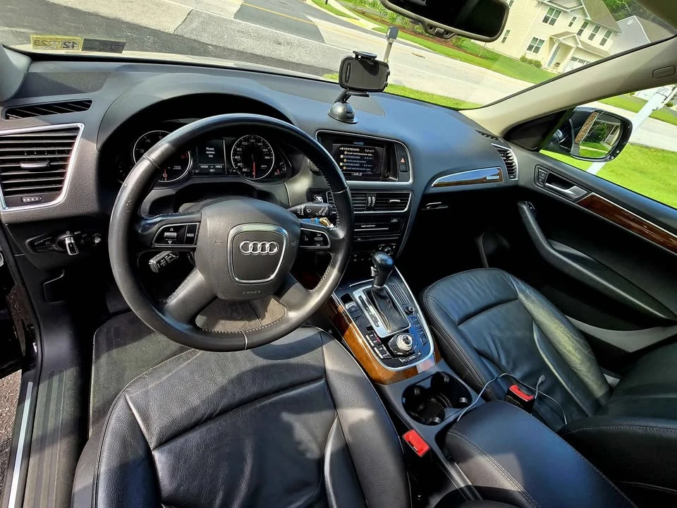 2011 Audi 8R Q5 - Image 10 of 17