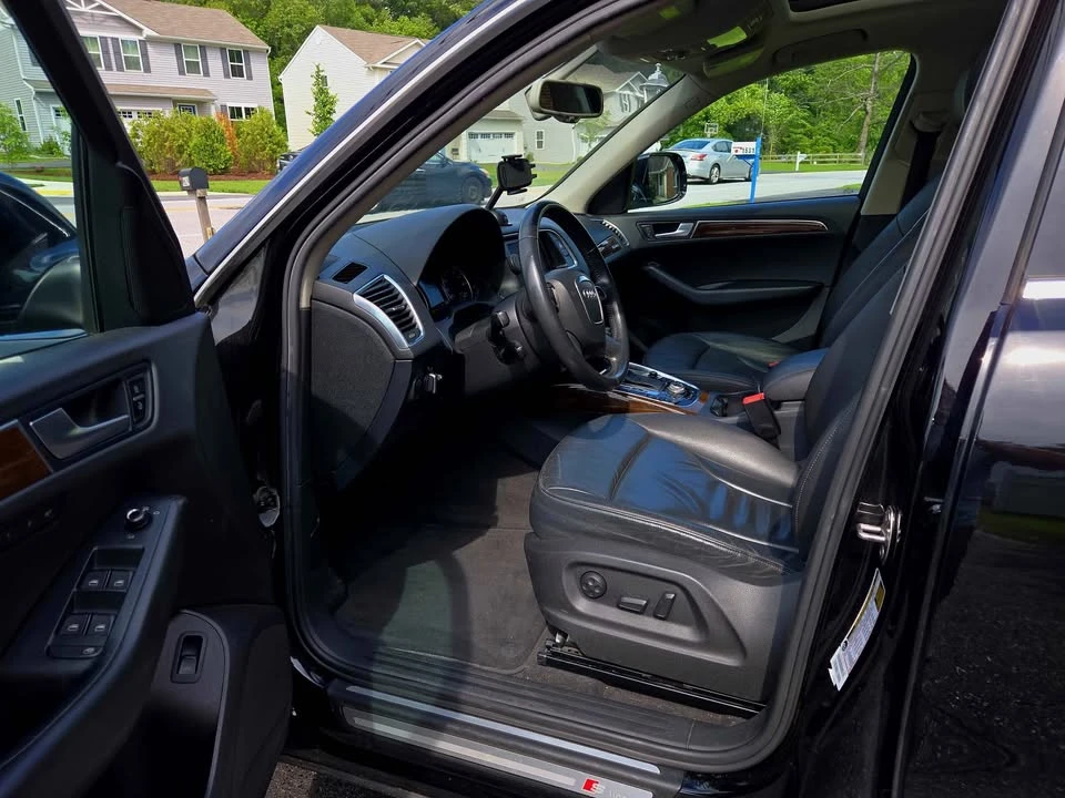 2011 Audi 8R Q5 - Image 11 of 17