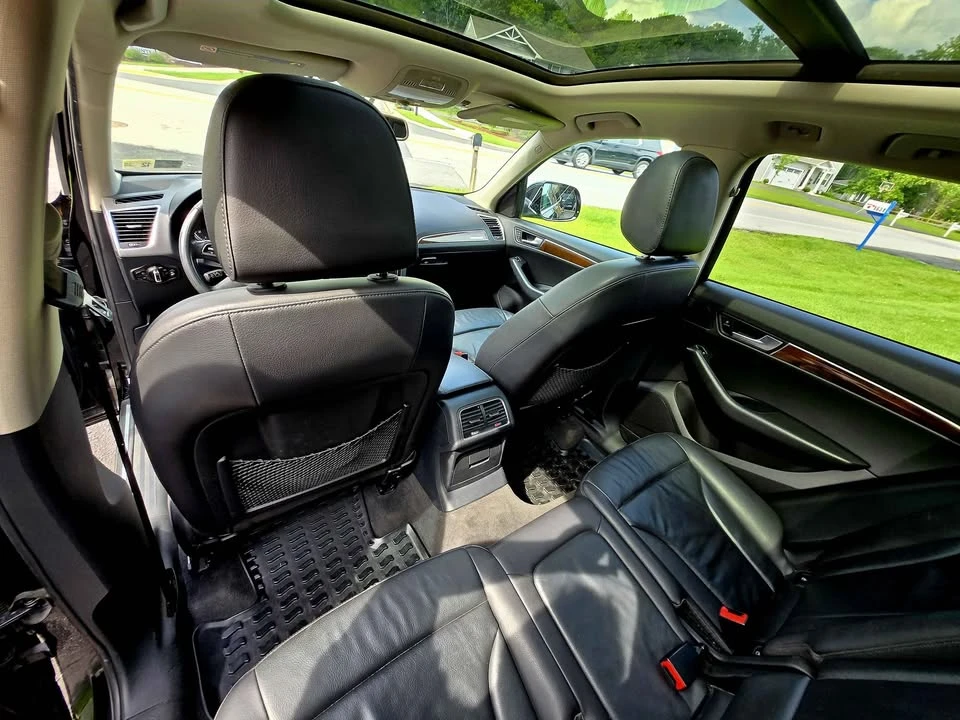 2011 Audi 8R Q5 - Image 8 of 17
