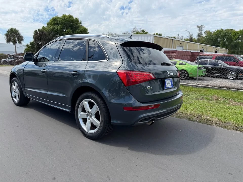 2011 Audi 8R Q5 - Image 2 of 12
