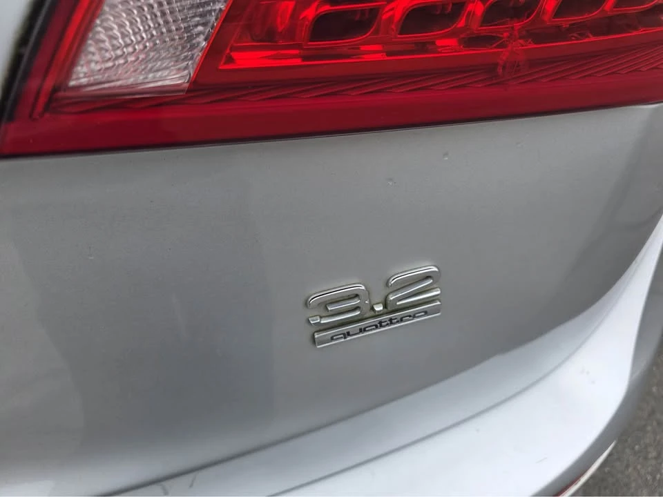 2011 Audi 8R Q5 - Image 7 of 18