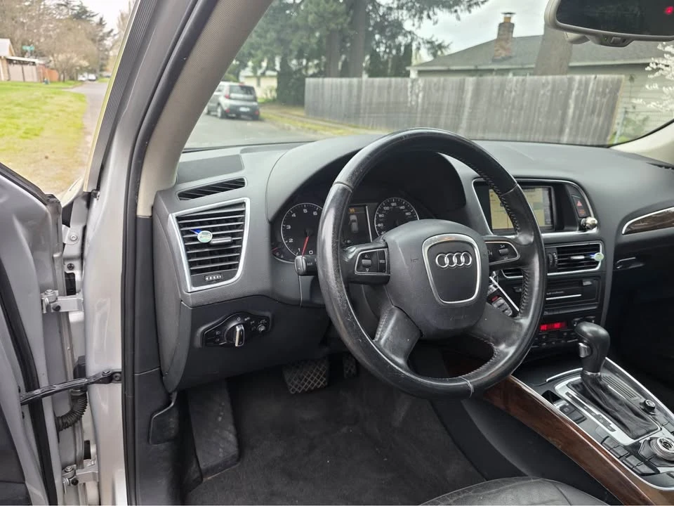 2011 Audi 8R Q5 - Image 8 of 18
