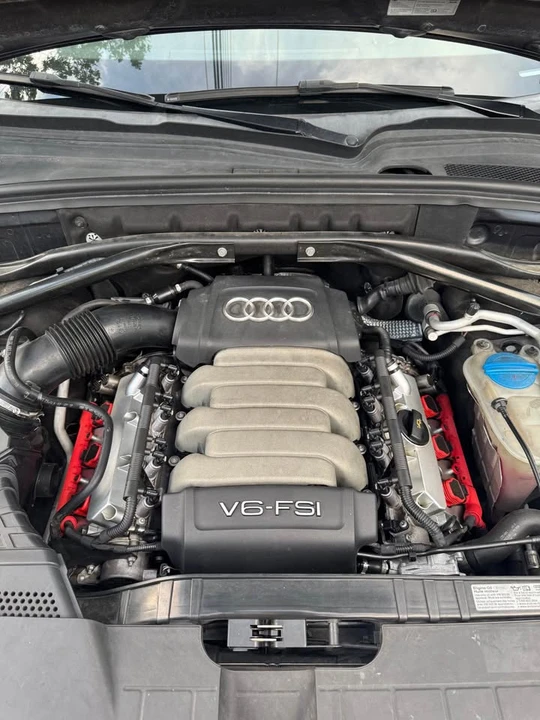 2011 Audi 8R Q5 - Image 10 of 13