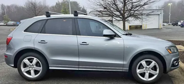 2011 Audi Q5 3.2 Quattro Premium Plus