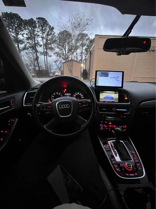 2011 Audi 8R Q5 - Image 9 of 10