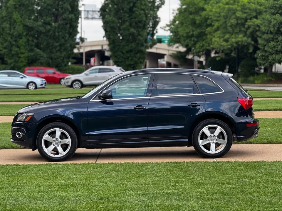 2011 Audi 8R Q5 - Image 4 of 16