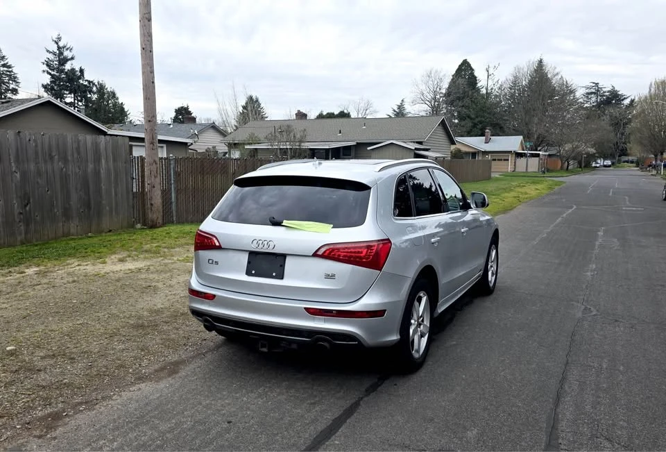 2011 Audi 8R Q5 - Image 5 of 14