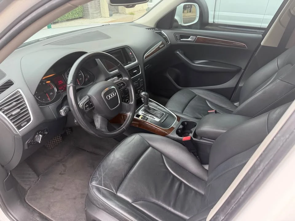 2011 Audi 8R Q5 - Image 5 of 10