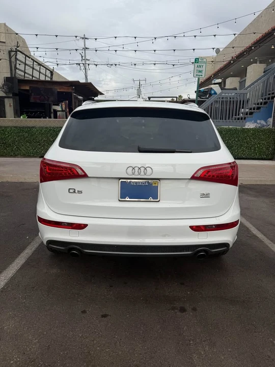 2011 Audi 8R Q5 - Image 4 of 10