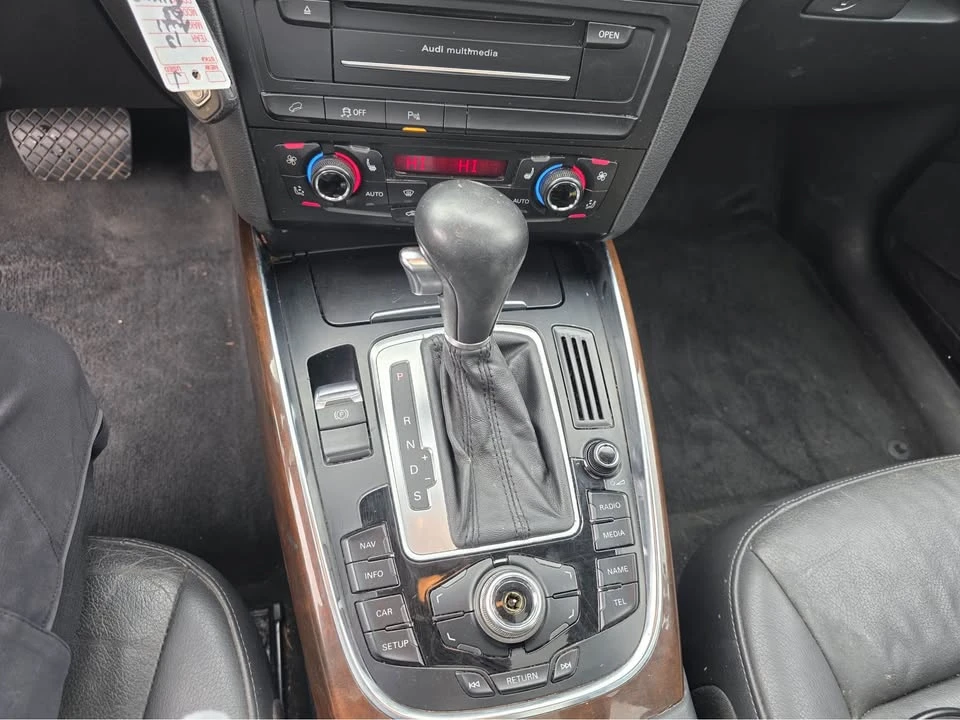 2011 Audi 8R Q5 - Image 10 of 14