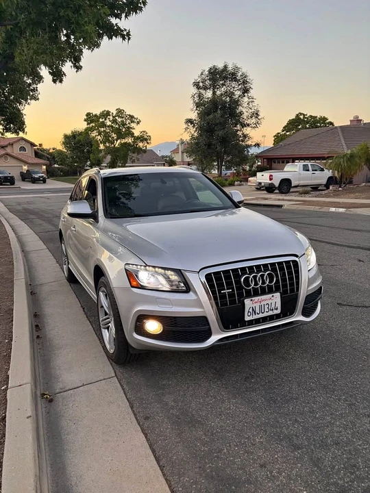 2011 Audi 8R Q5 - Image 2 of 9