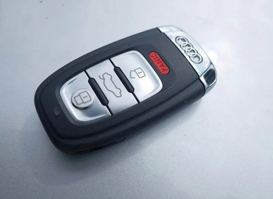 2011 Audi 8R Q5 - Image 9 of 9