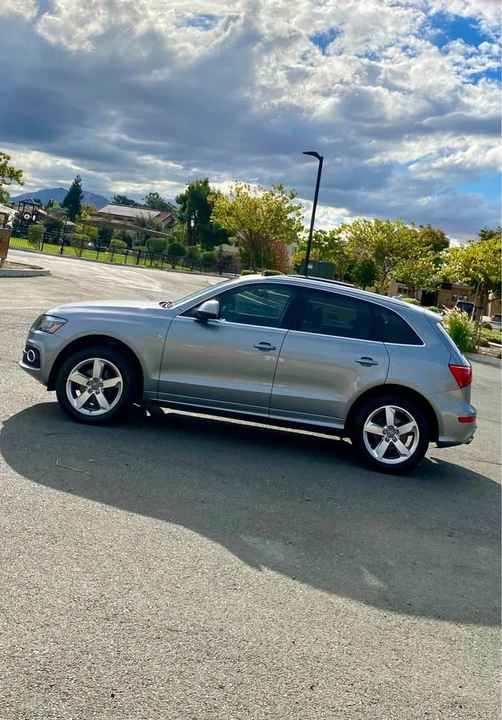2011 Audi 8R Q5 - Image 6 of 17