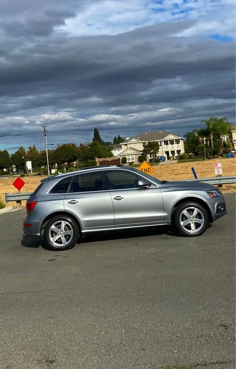 2011 Audi 8R Q5 - Image 5 of 17