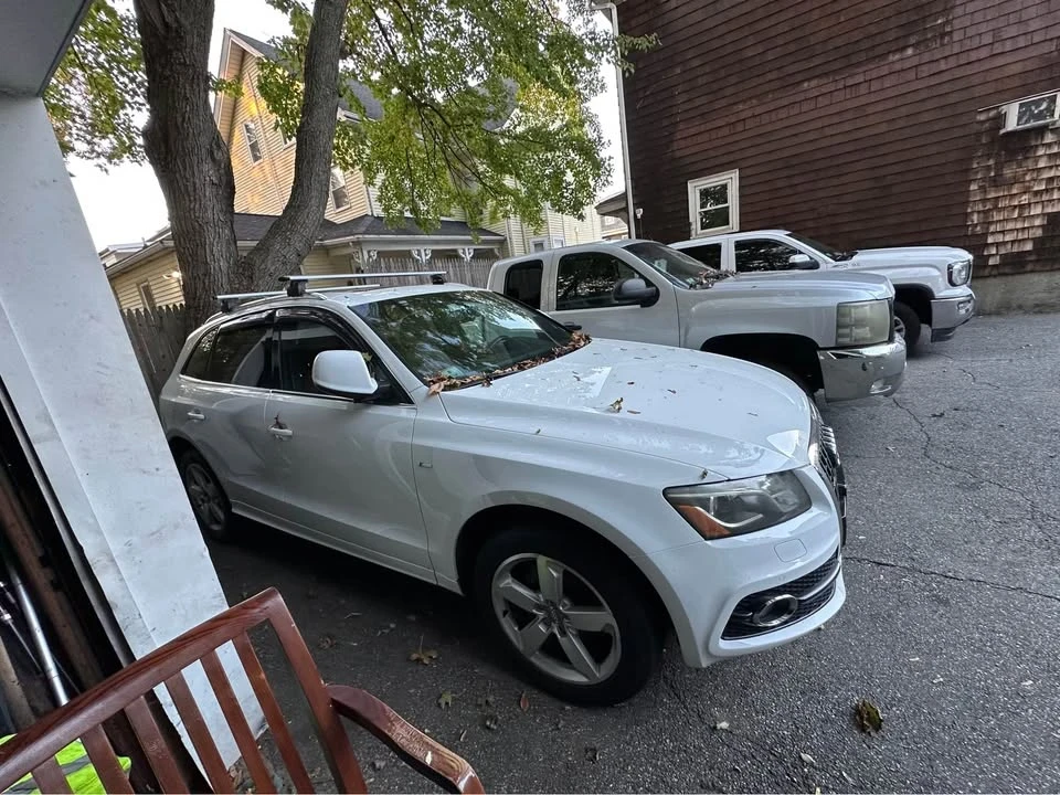 2011 Audi 8R Q5 - Image 2 of 3