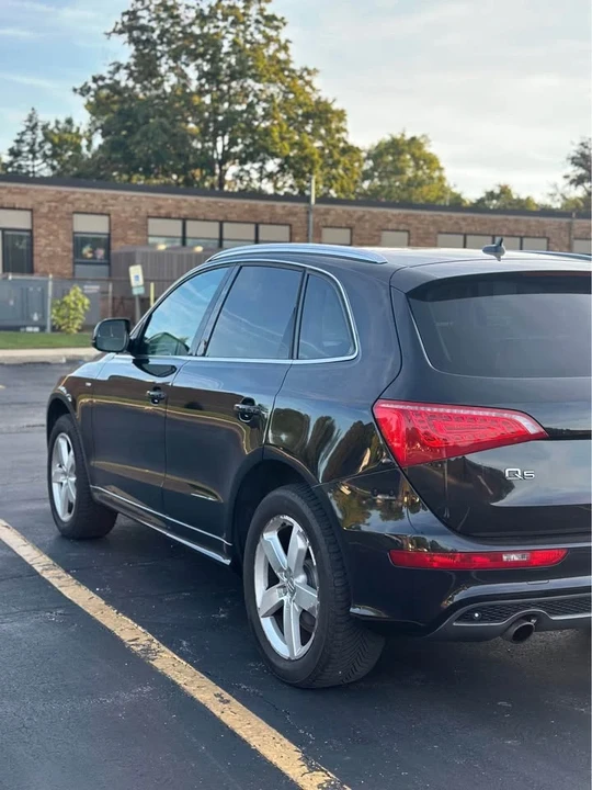 2011 Audi 8R Q5 - Image 3 of 11
