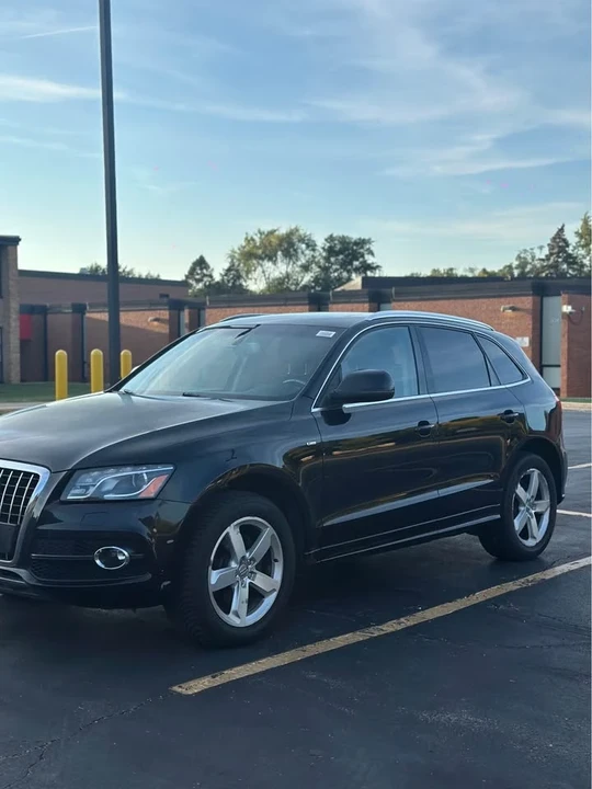 2011 Audi 8R Q5 - Image 2 of 11