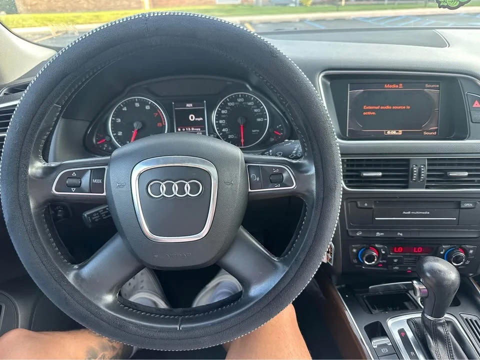2011 Audi 8R Q5 - Image 5 of 11