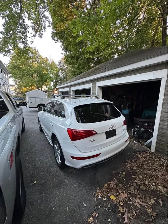 2011 Audi 8R Q5 - Image 3 of 5