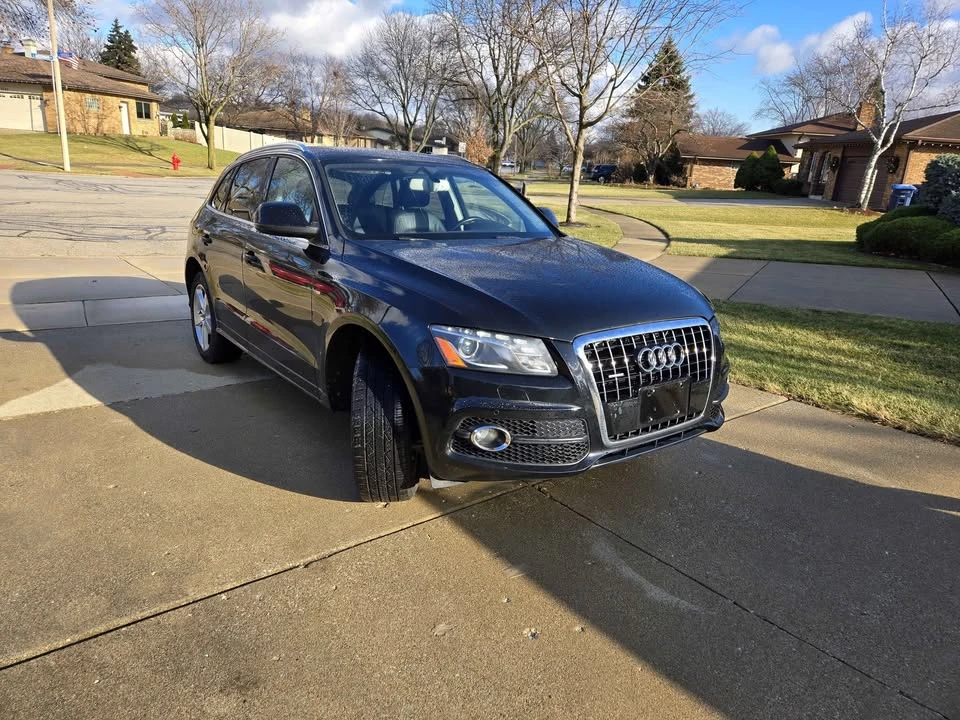 2011 Audi 8R Q5 - Image 2 of 11