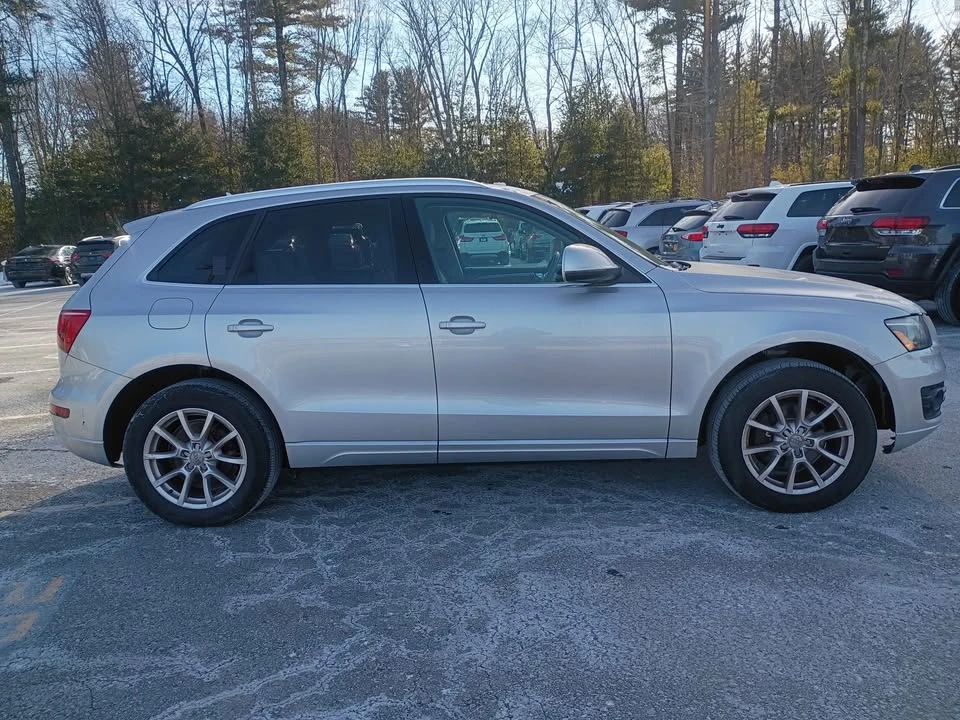 2011 Audi 8R Q5 - Image 2 of 9