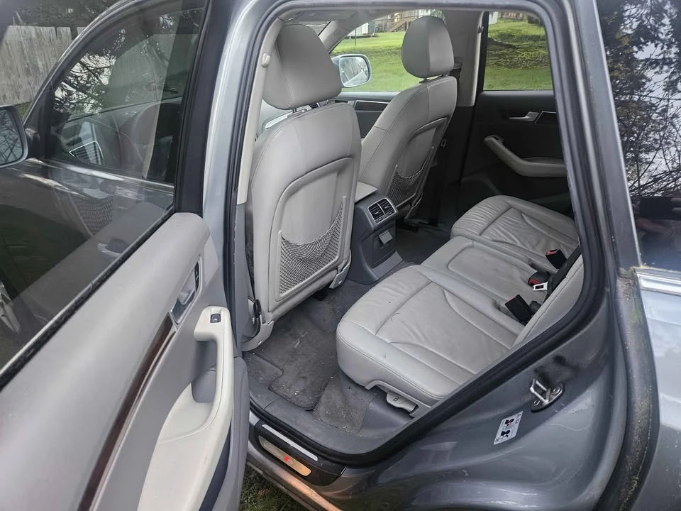 2011 Audi 8R Q5 - Image 8 of 8